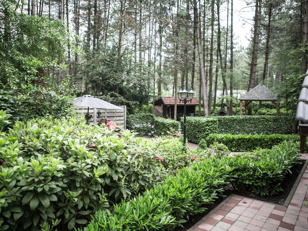 Villa Luxurious Chalet In Oud Turnhout With Large Garden Oud-Turnhout Exterior foto